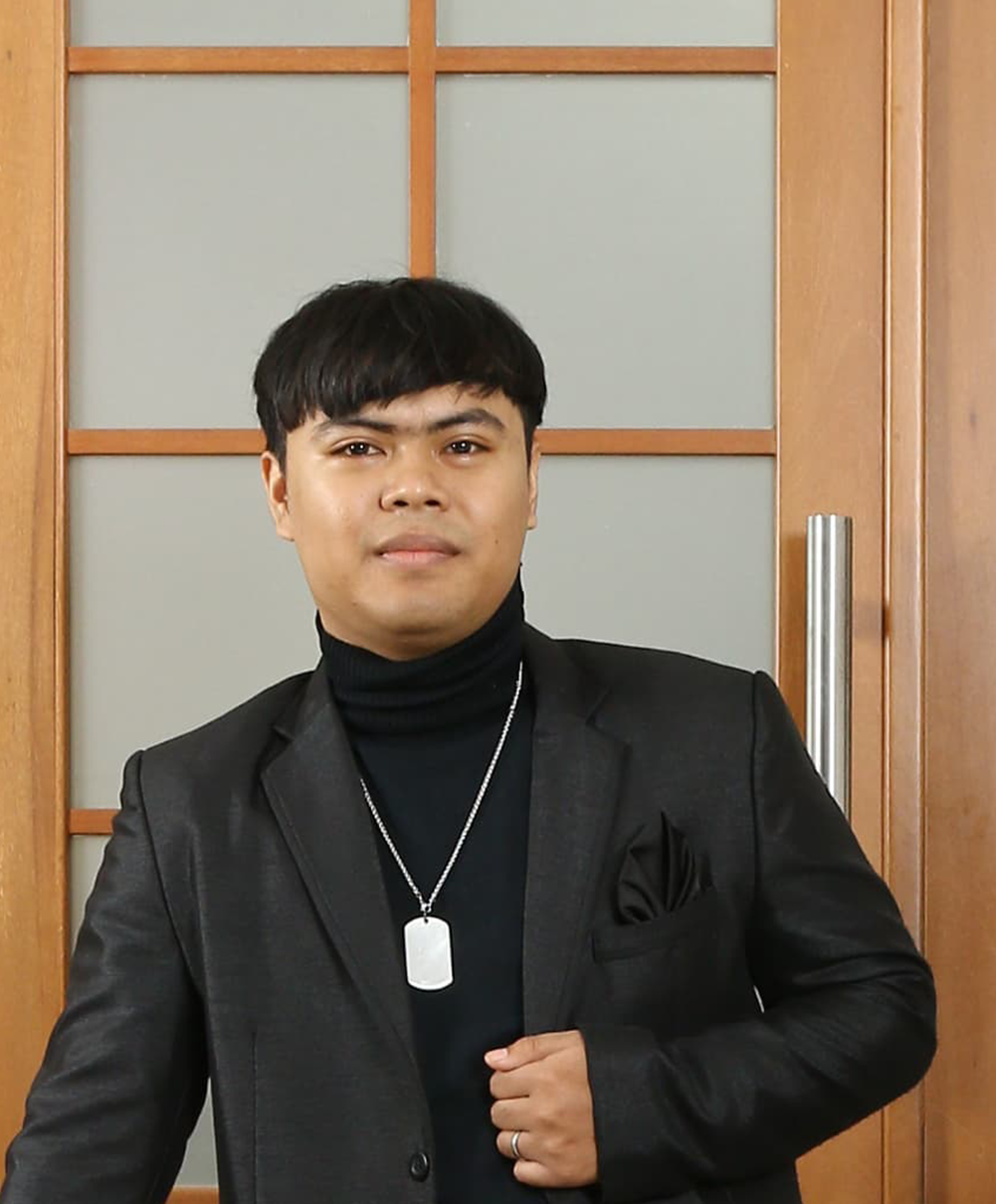 groom